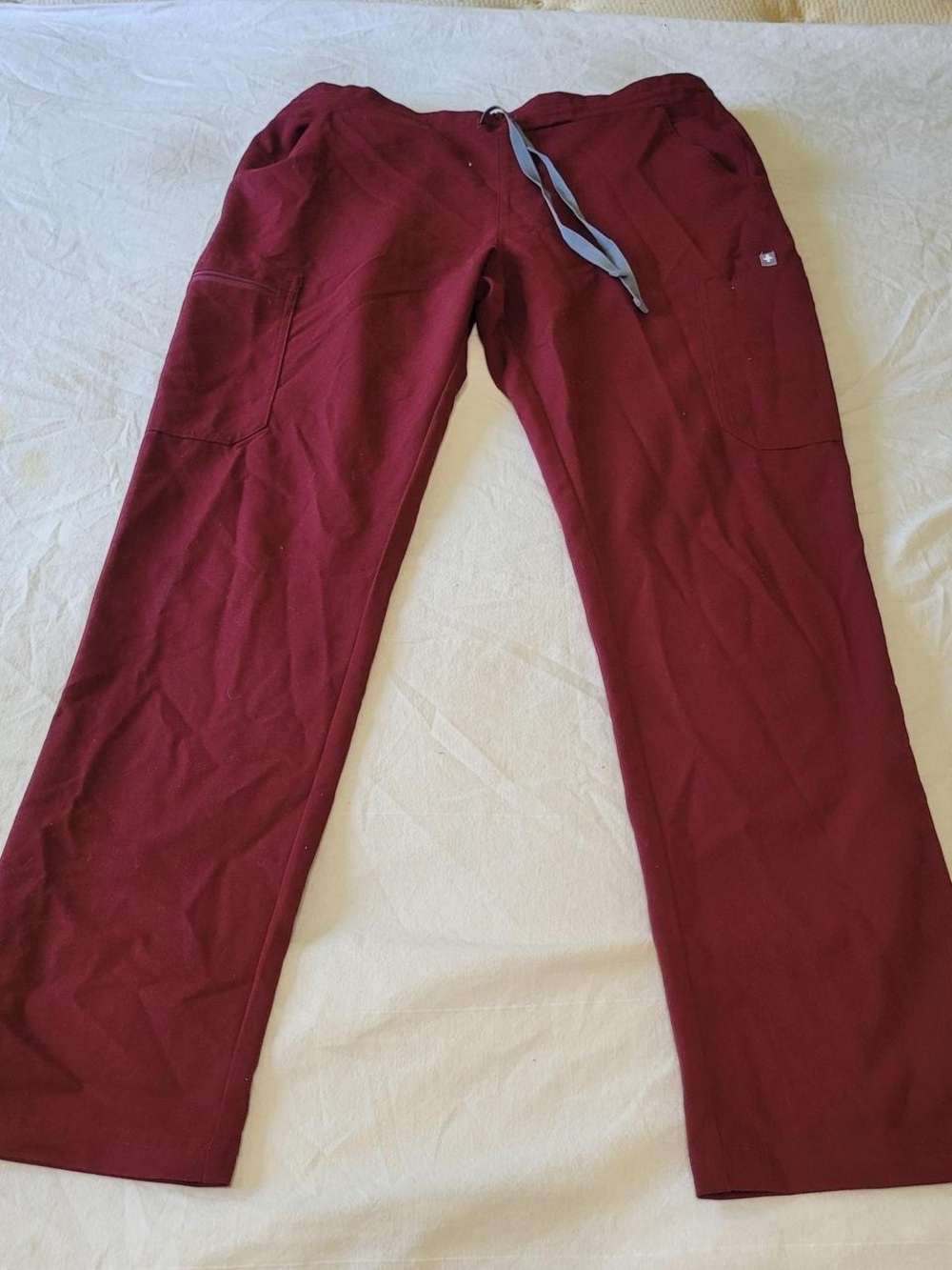 FIGS Women's Straight Leg Scrub Pants in Burgundy with Gray Drawstring